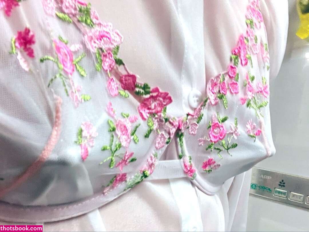 Pierced Miyu Photo #17