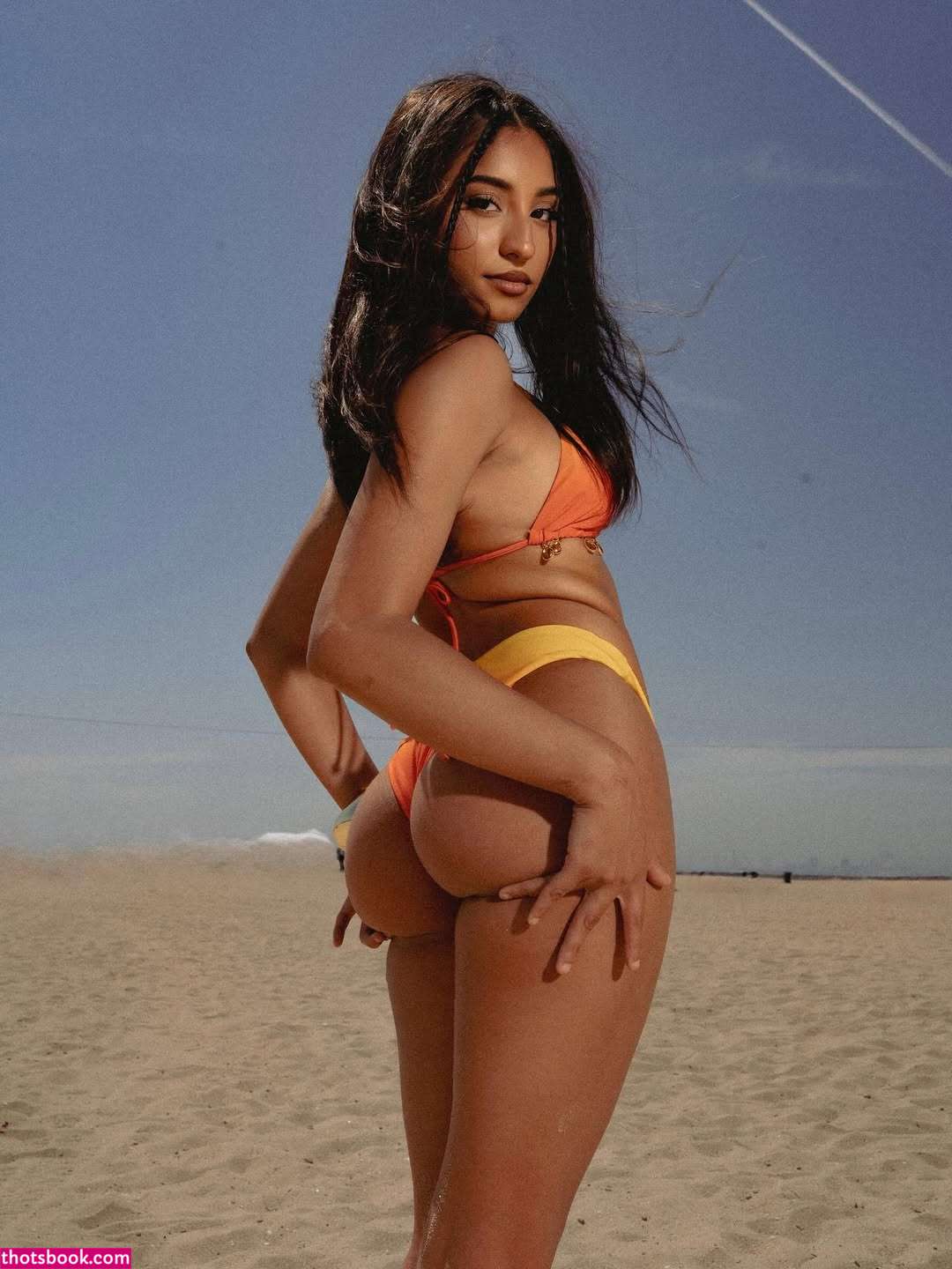 Savannahnoodlez Photo #2