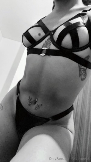 yourgirltanja Photo #1