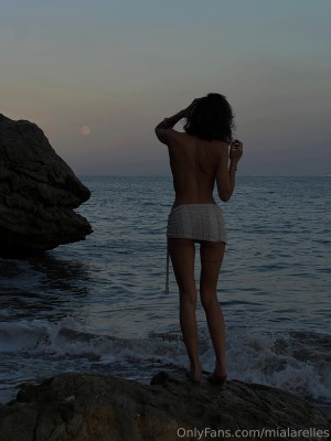 zoelarelles Photo #17