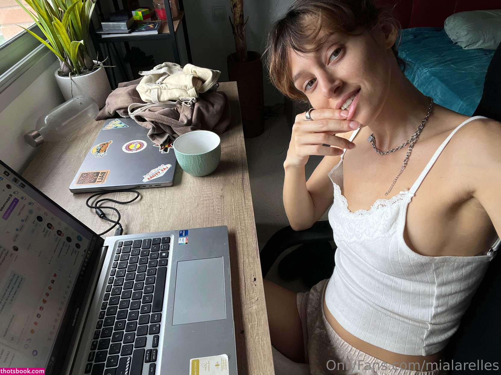 zoelarelles Photo #38