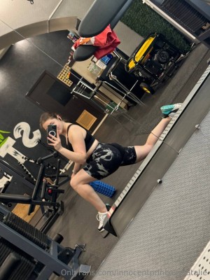 innocentprincessnatalie Photo #7