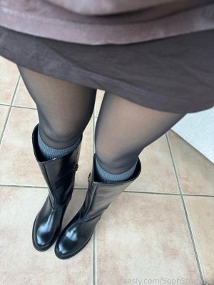 Sophstardust Photo #4