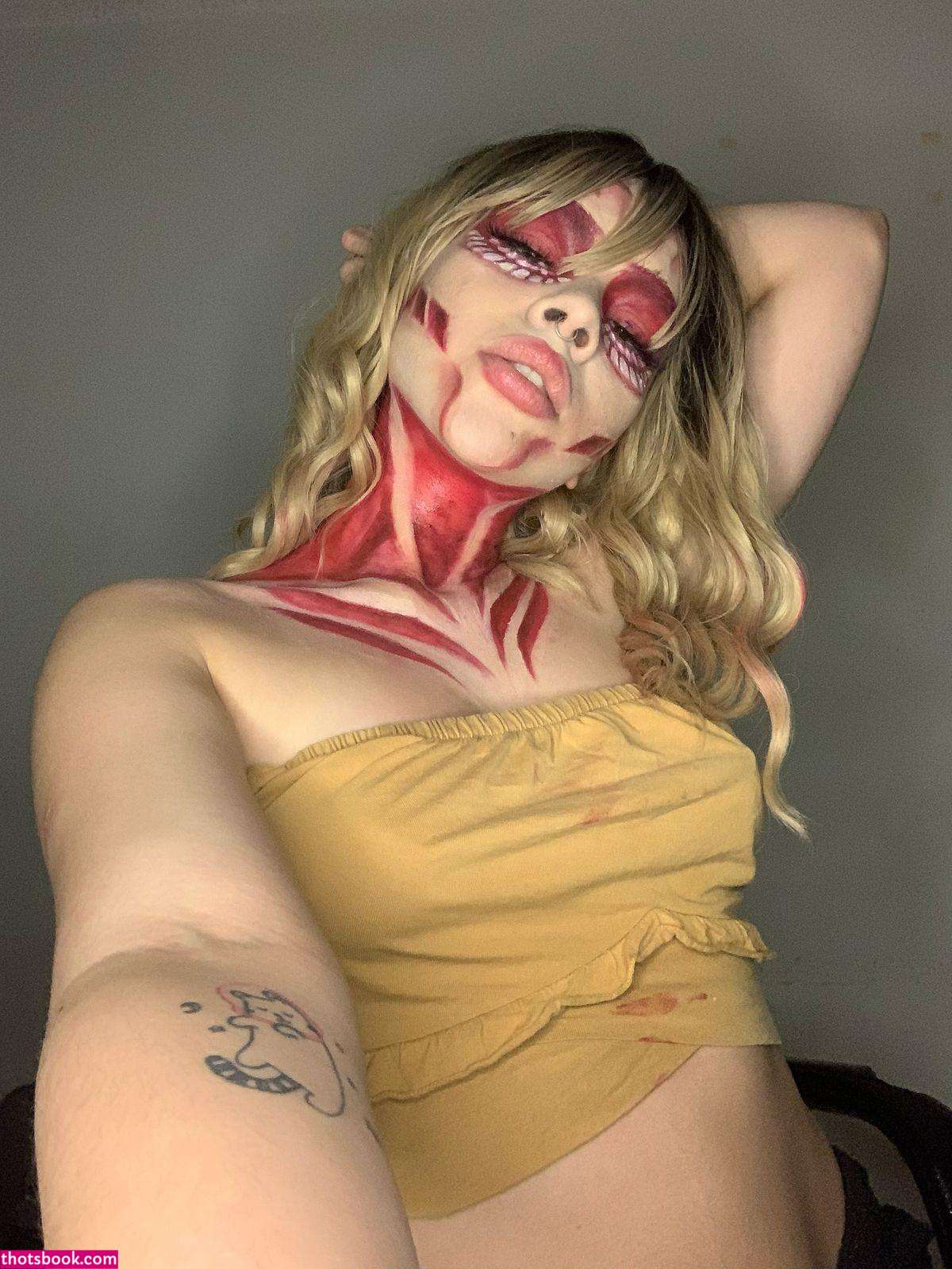 Sabrina Bloom Photo #6