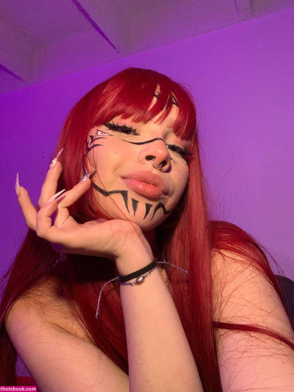 Sabrina Bloom Photo #8