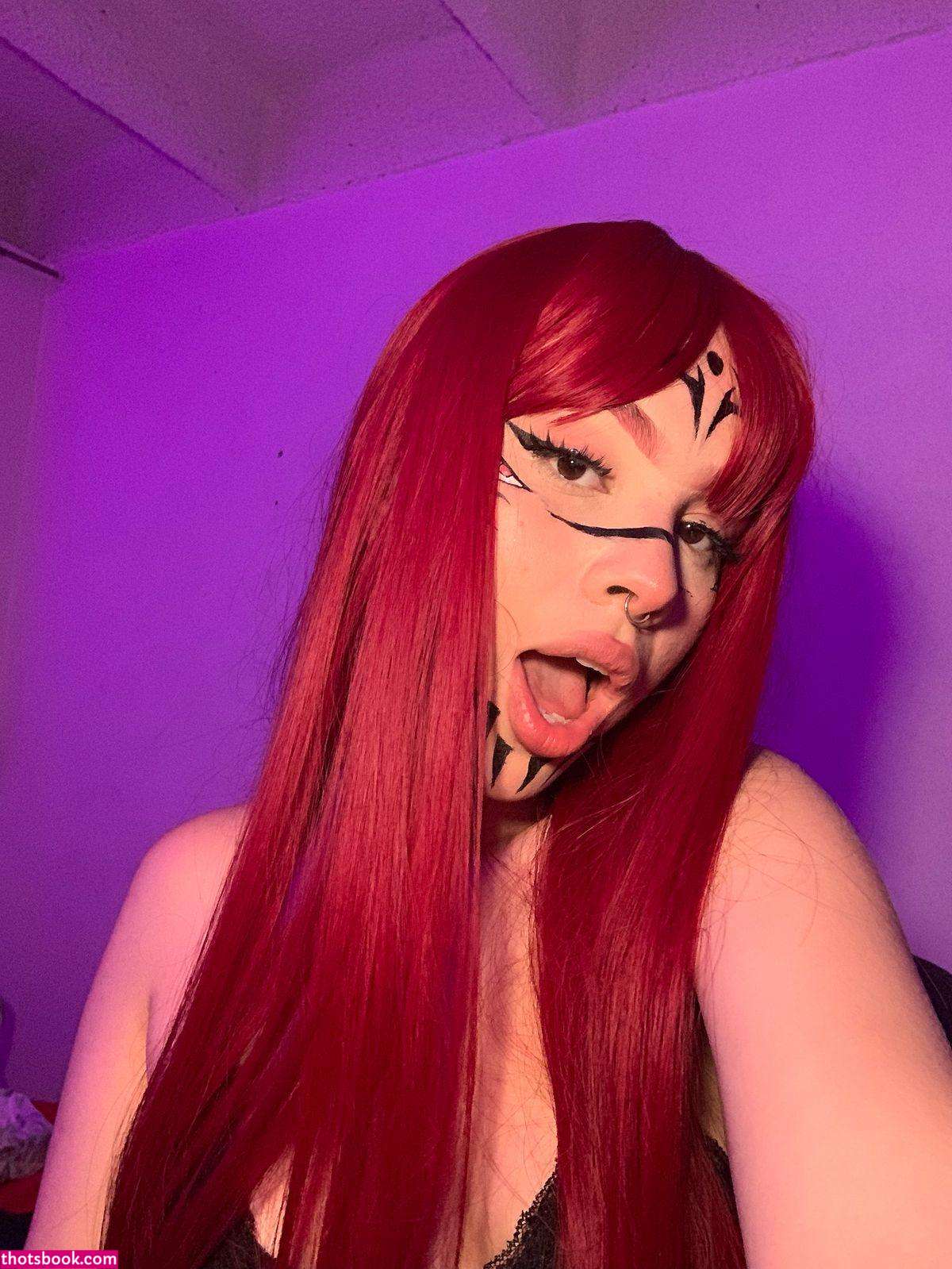 Sabrina Bloom Photo #9