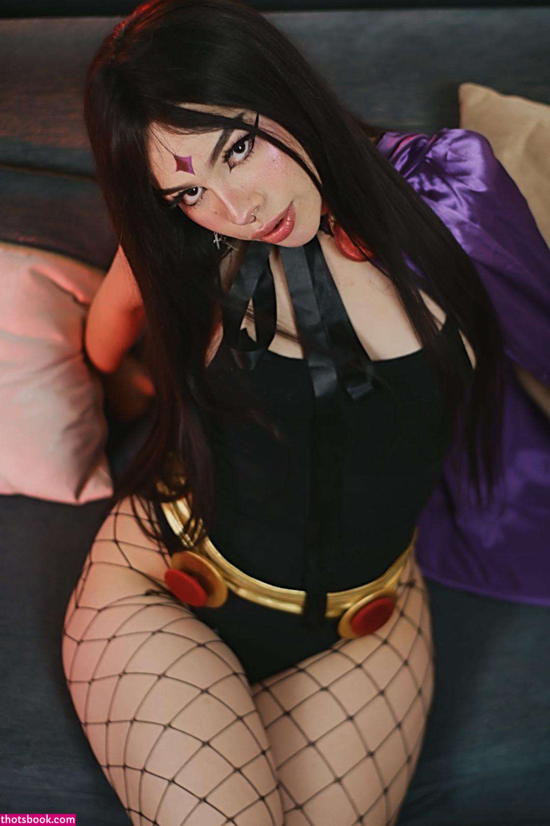 Sabrina Bloom Photo #28