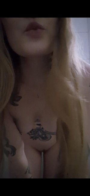 Titsntatts Photo #19