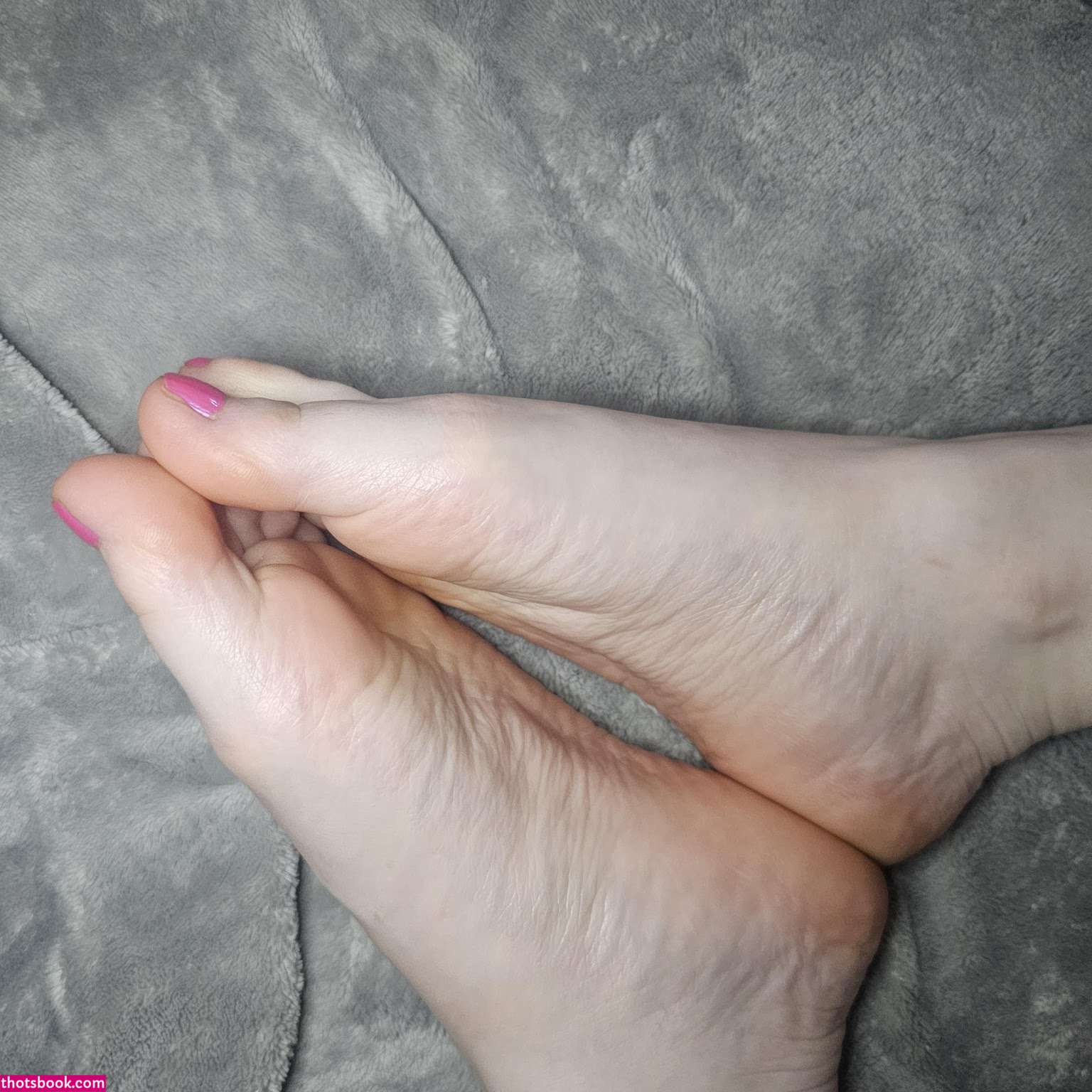 lollipoptoes Photo #30