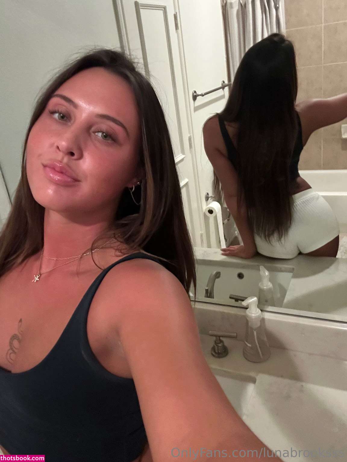 Luna Brooks Photo #16