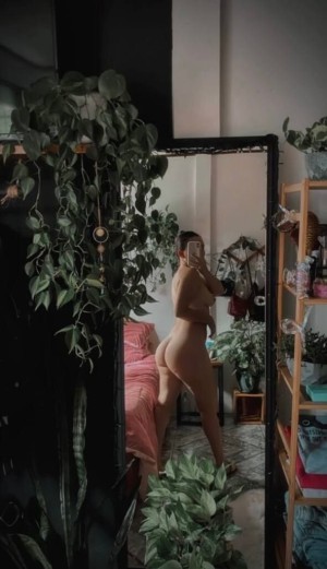 Pao Lannister Photo #28