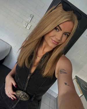 emajanewhite Photo #9