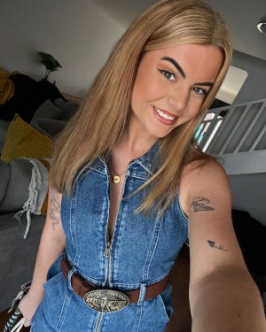 emajanewhite Photo #10