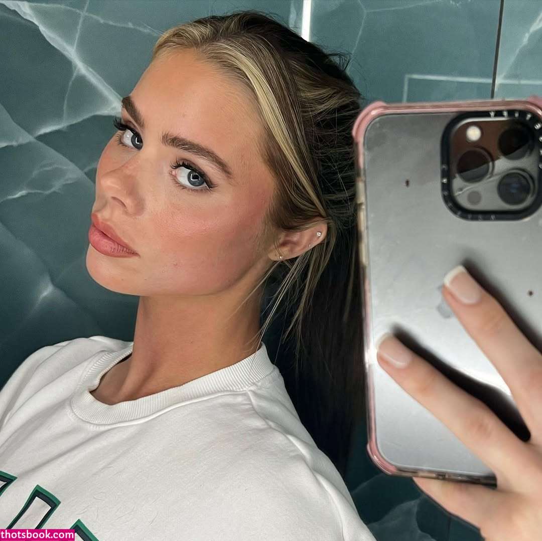 Faith Louisa Photo #27