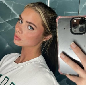 Faith Louisa Photo #27