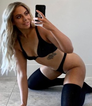 Savanah Badger Photo #3