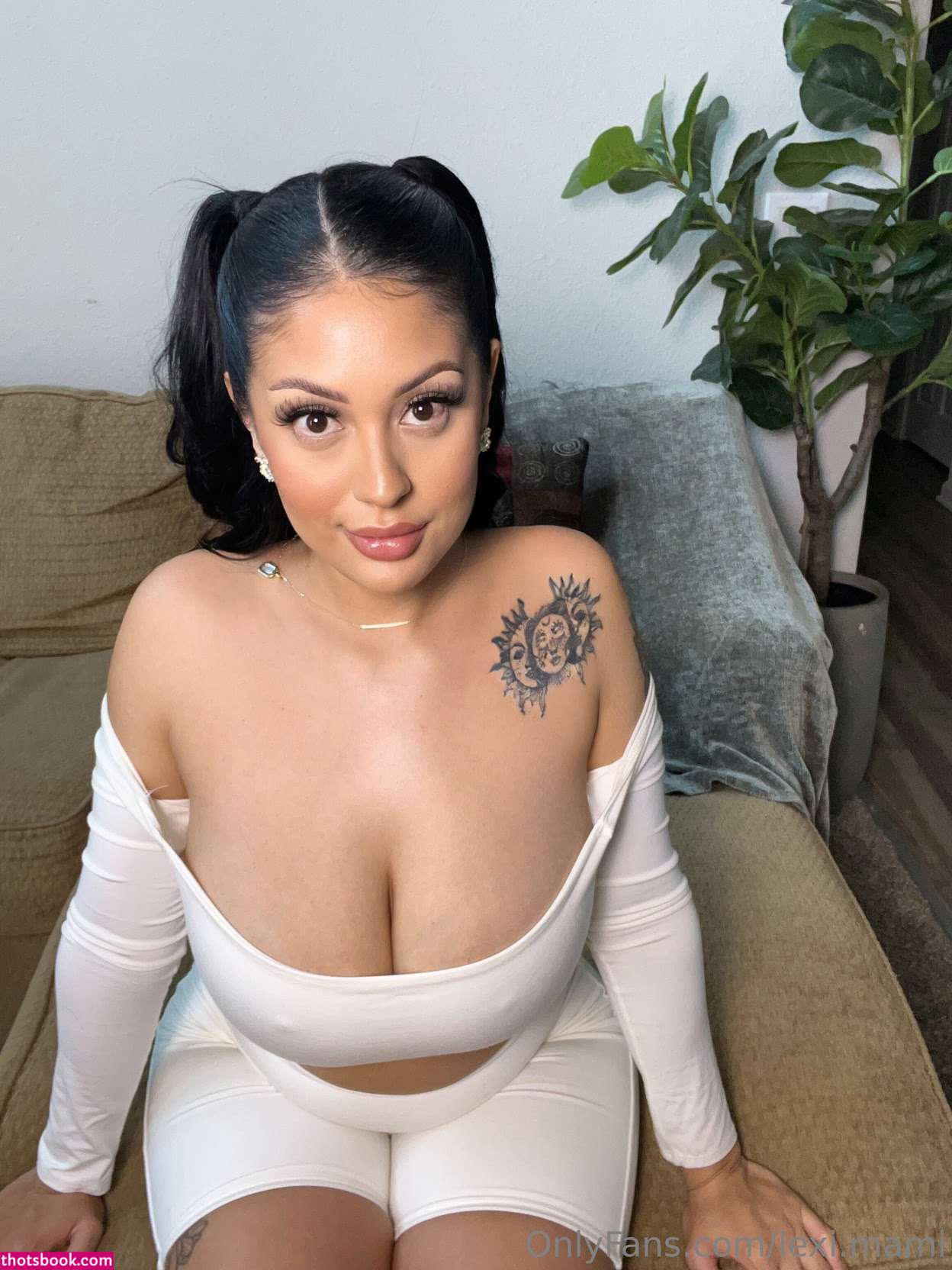 alexiiiiss Photo #39