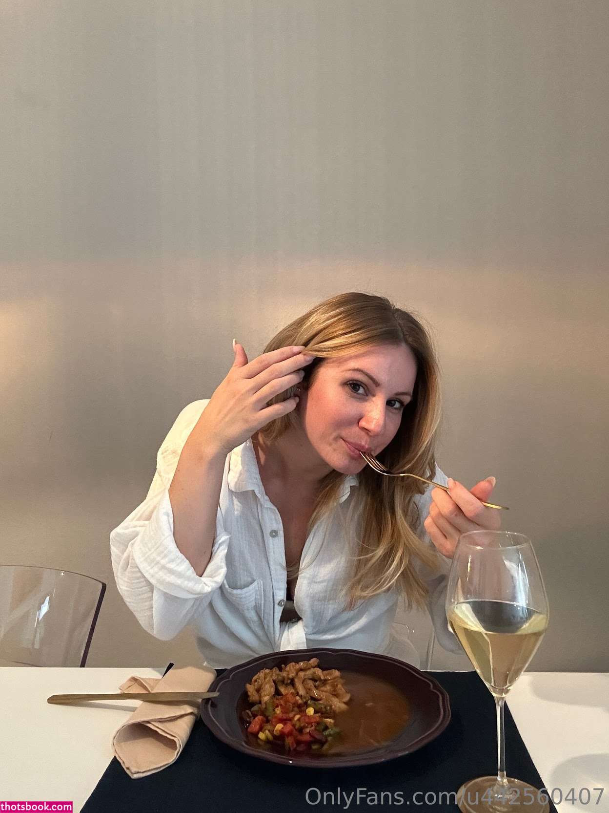 ameliasworldd Photo #4