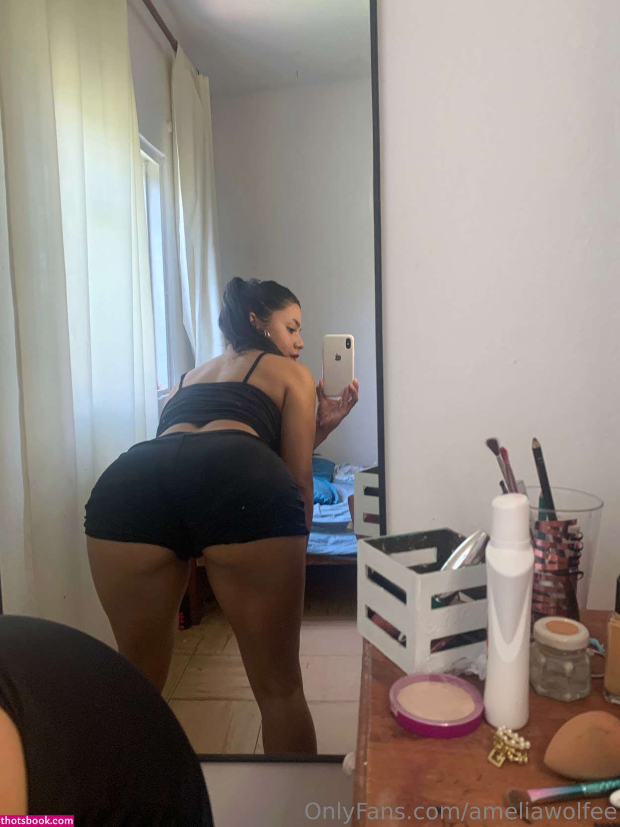 ameliawolfee Photo #25