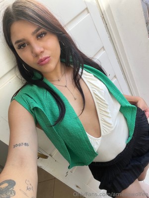 ameliawolfee Photo #36