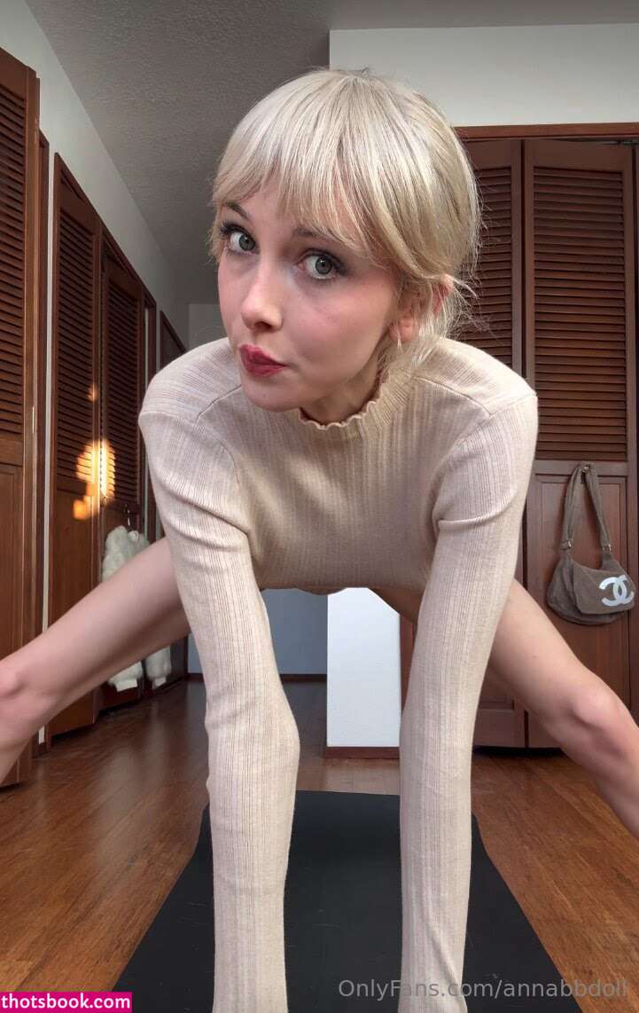 annabbdoll Photo #2