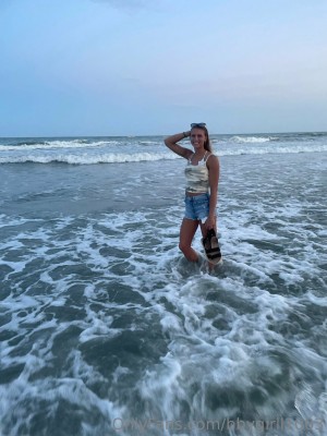 babygirll303 Photo #16