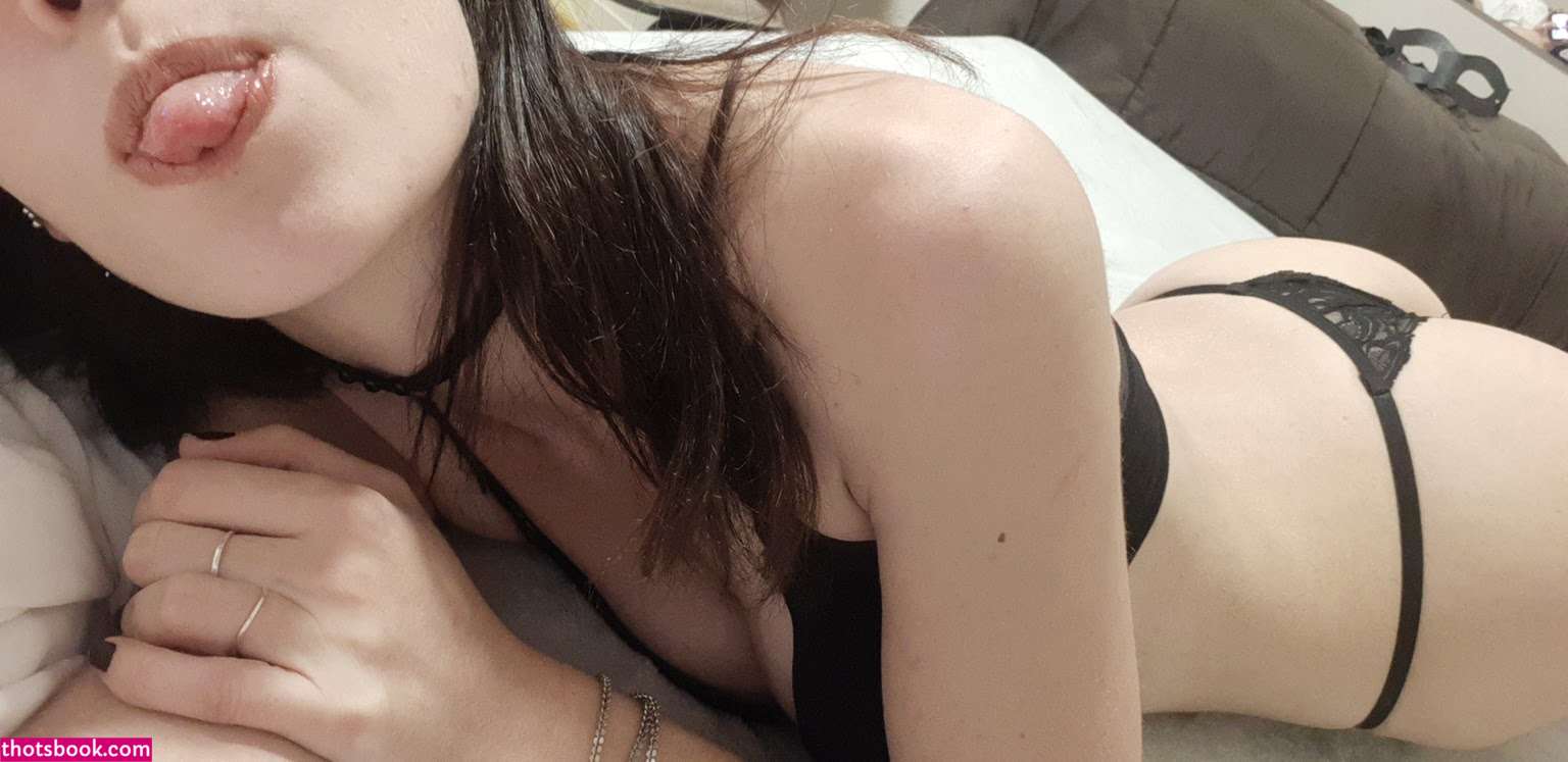 Alicecherry Photo #9