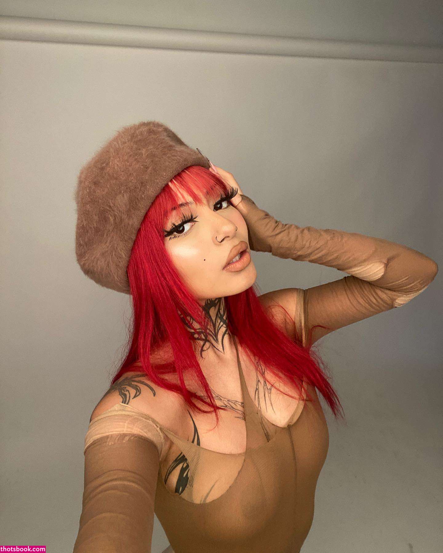 Xoxo Babeval Photo #8