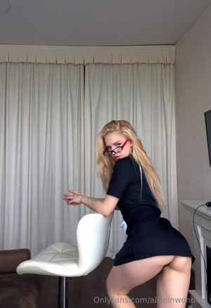 alicesparkle Photo #2