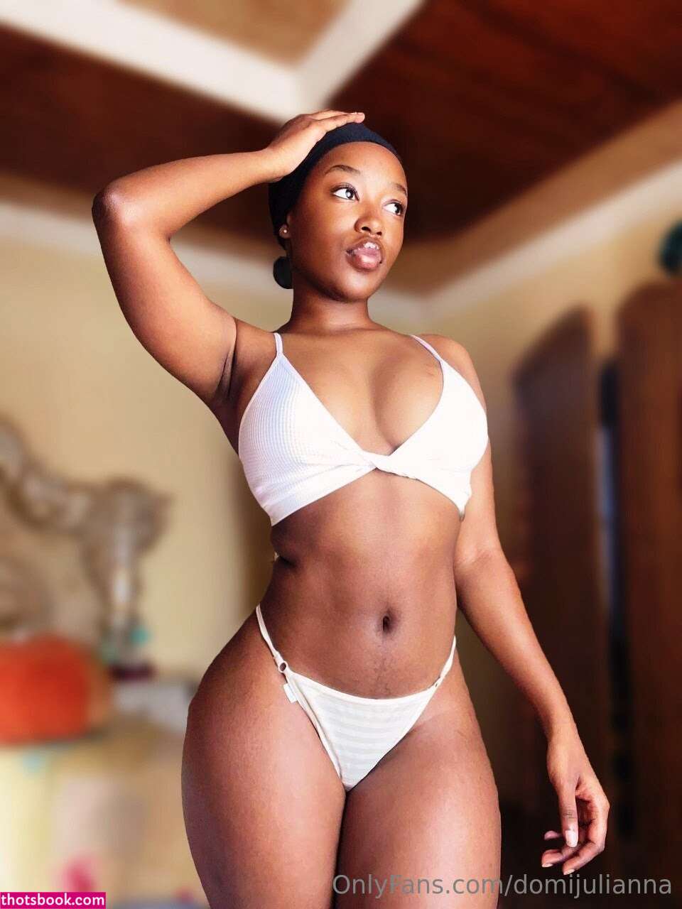 domijulianna Photo #10