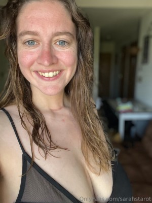 sarahstarot Photo #28