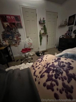 sophiscott Photo #28