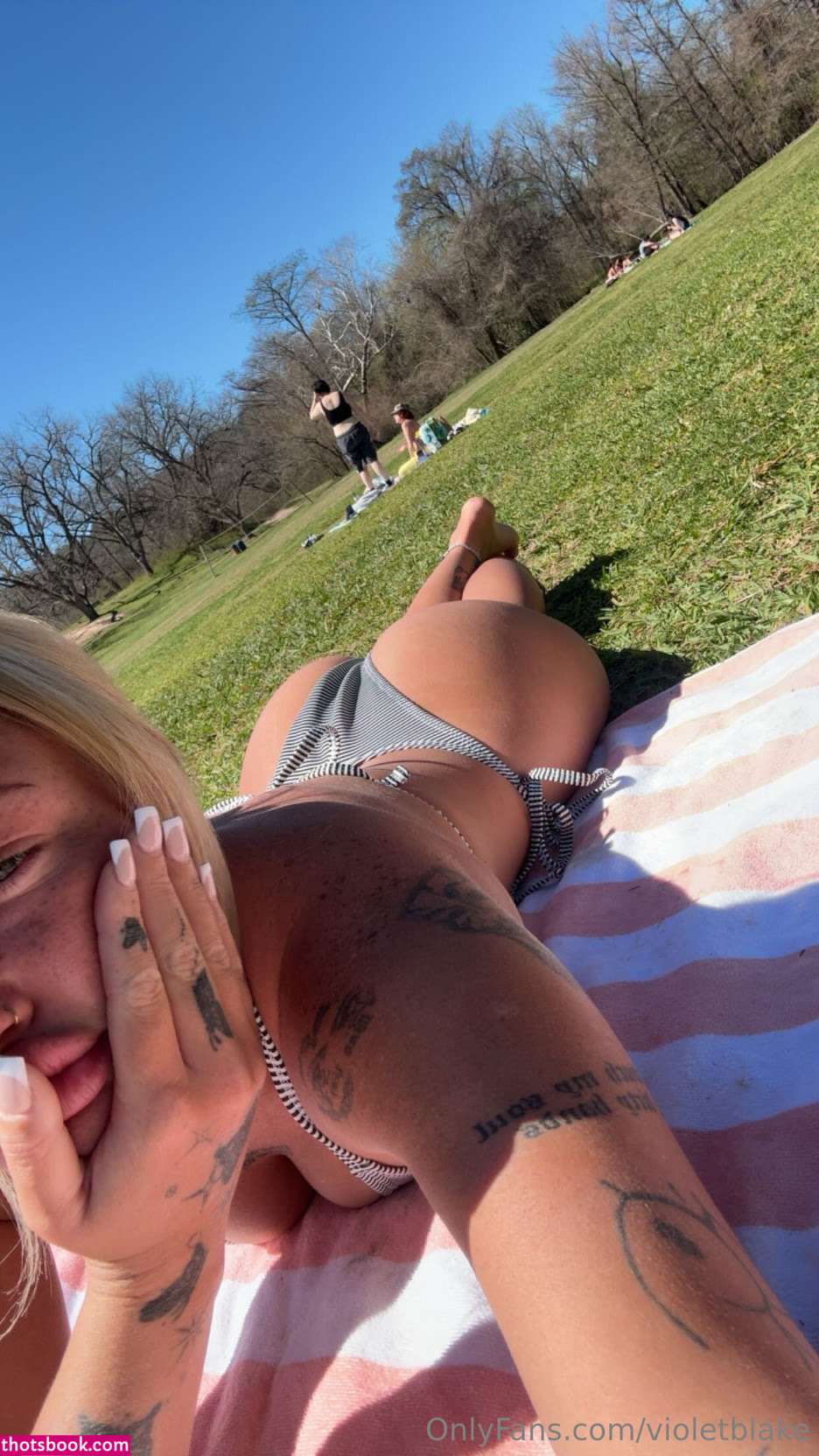 violetblake Photo #4