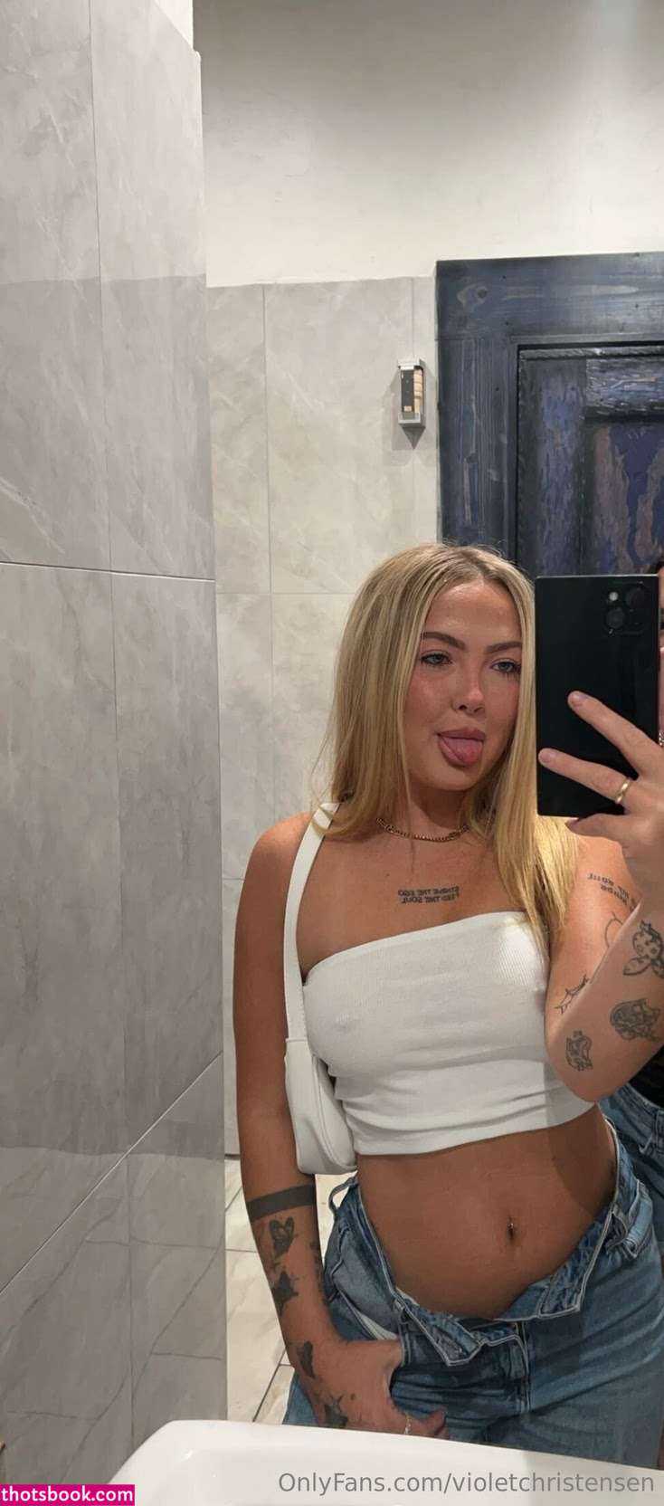 violetblake Photo #5