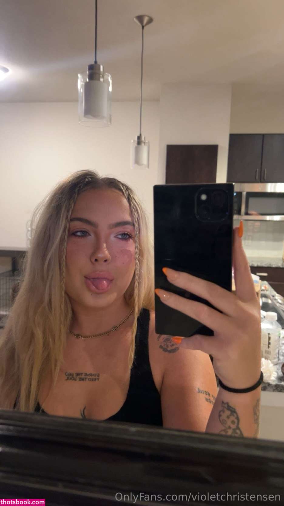 violetblake Photo #28