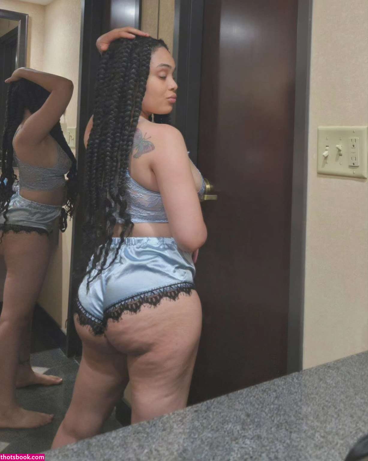 Alise7foot Photo #32