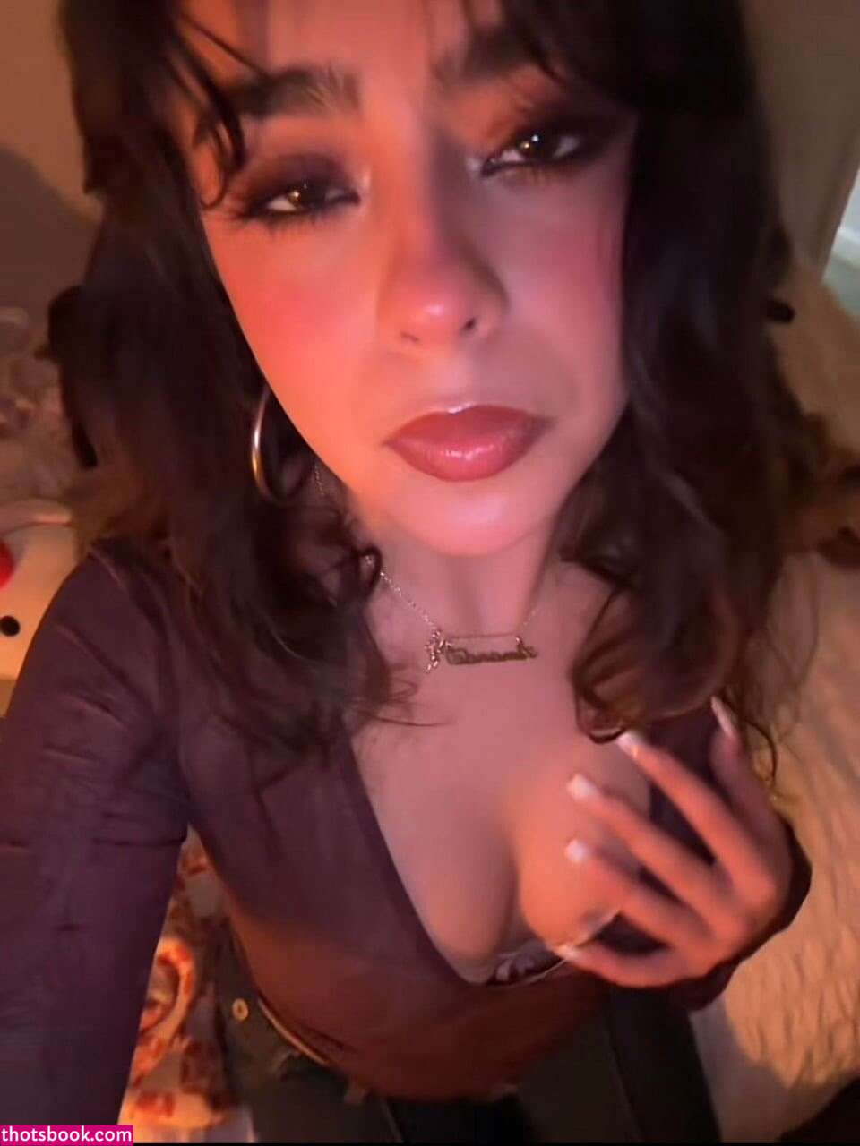 Amanda Ochoa Photo #6