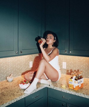 Amanda Ochoa Photo #21