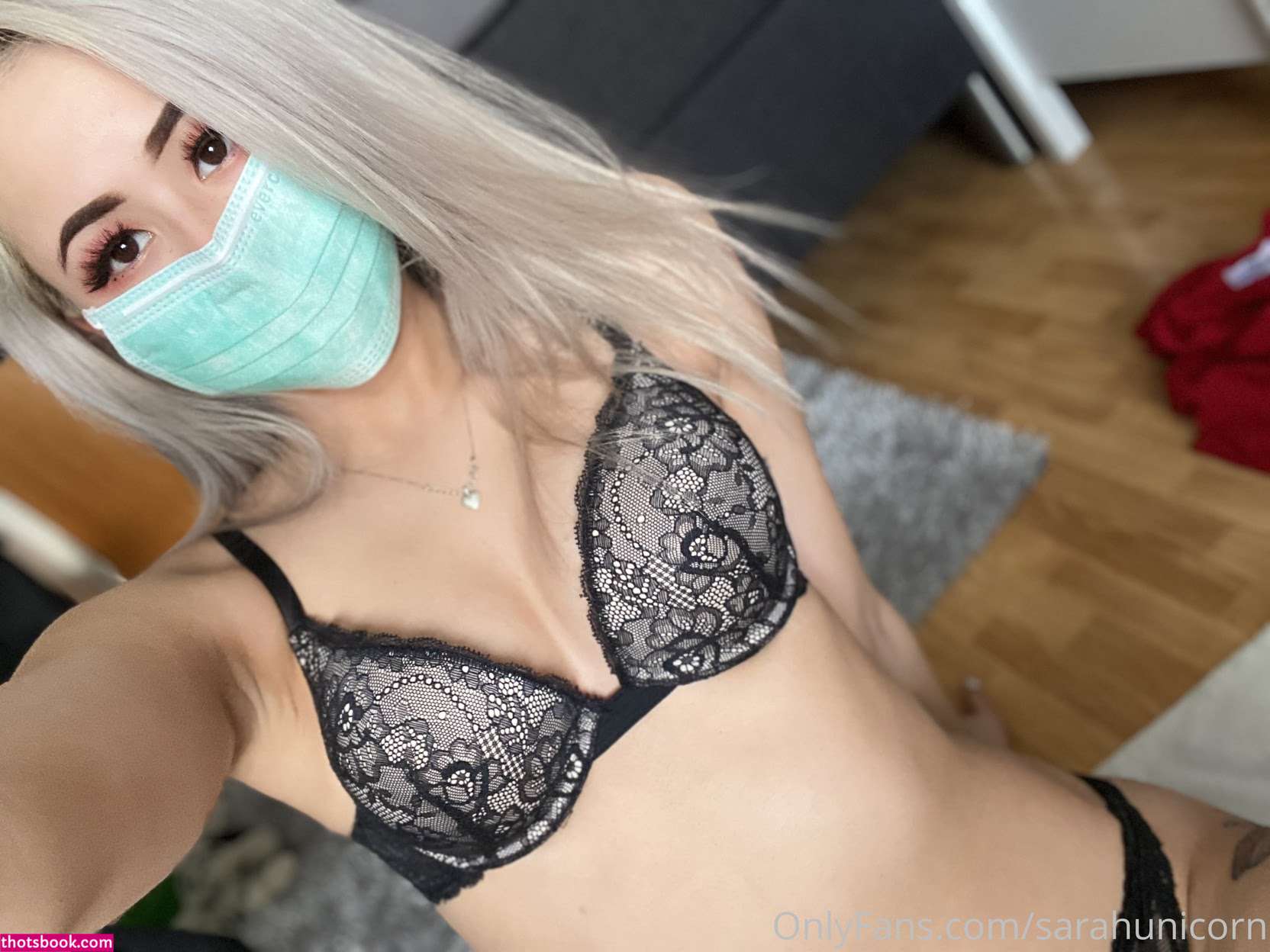 Sarah Unicorn Photo #8