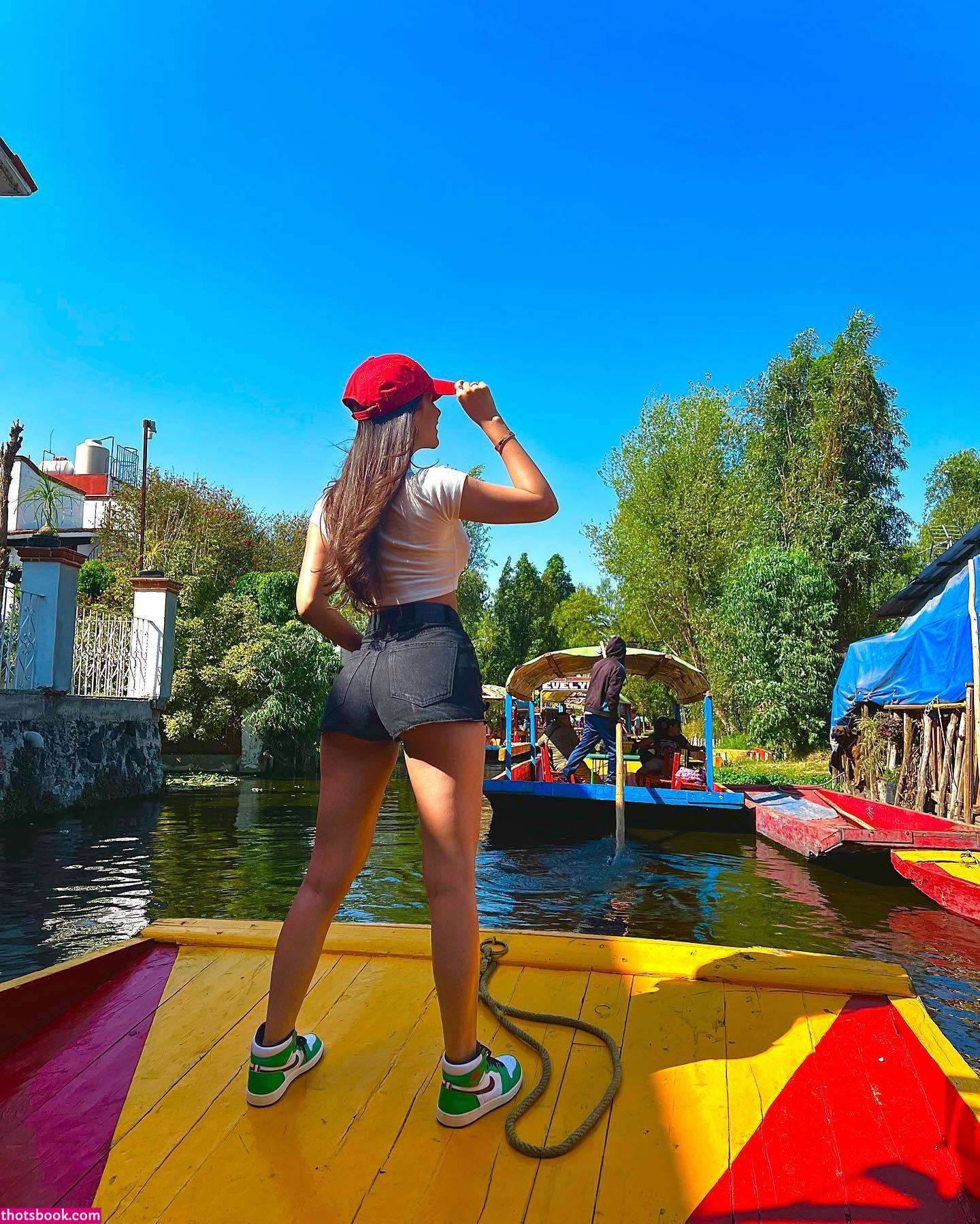 Tania Estrada Photo #14