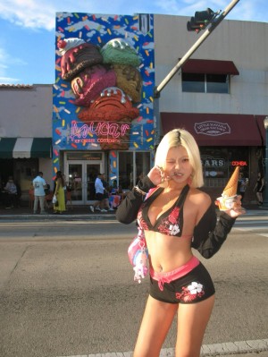 Vickie Pong Photo #20