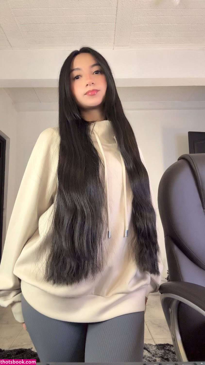 Aly Golden Photo #16