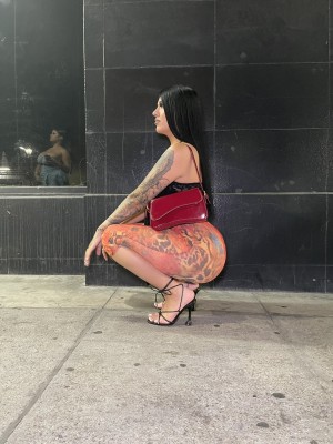 bluntedbetty Photo #7