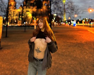 Hanna Ginger Photo #17