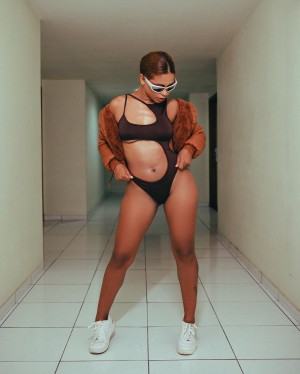 Manayra Santos Photo #31