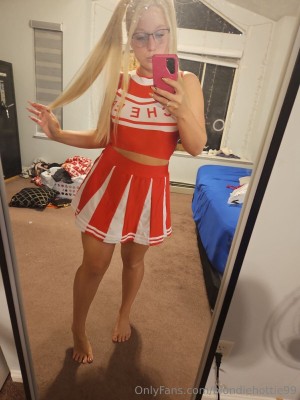 blondiehottie99 Photo #19