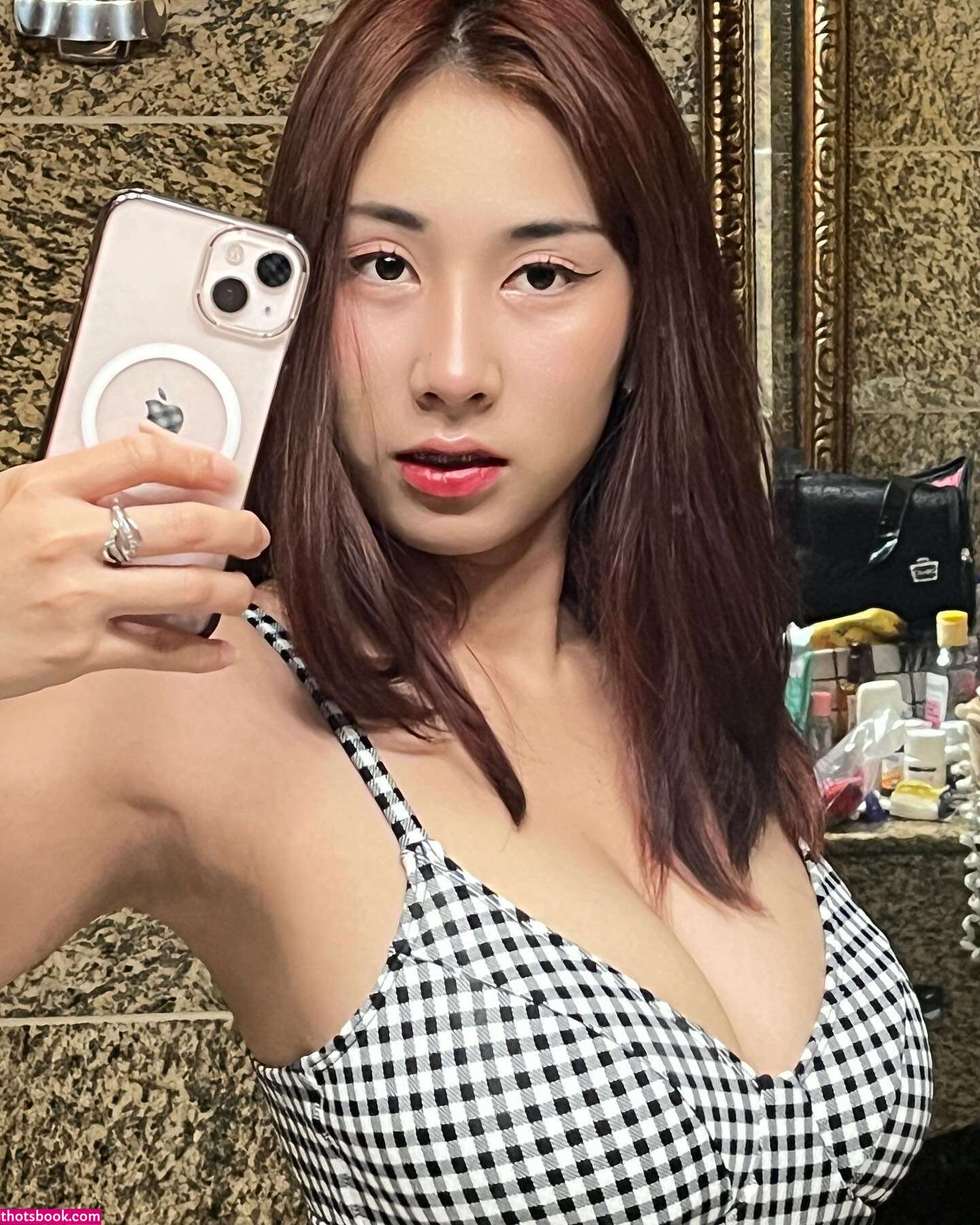 cristaluxx Photo #15