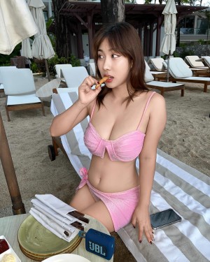 cristaluxx Photo #20