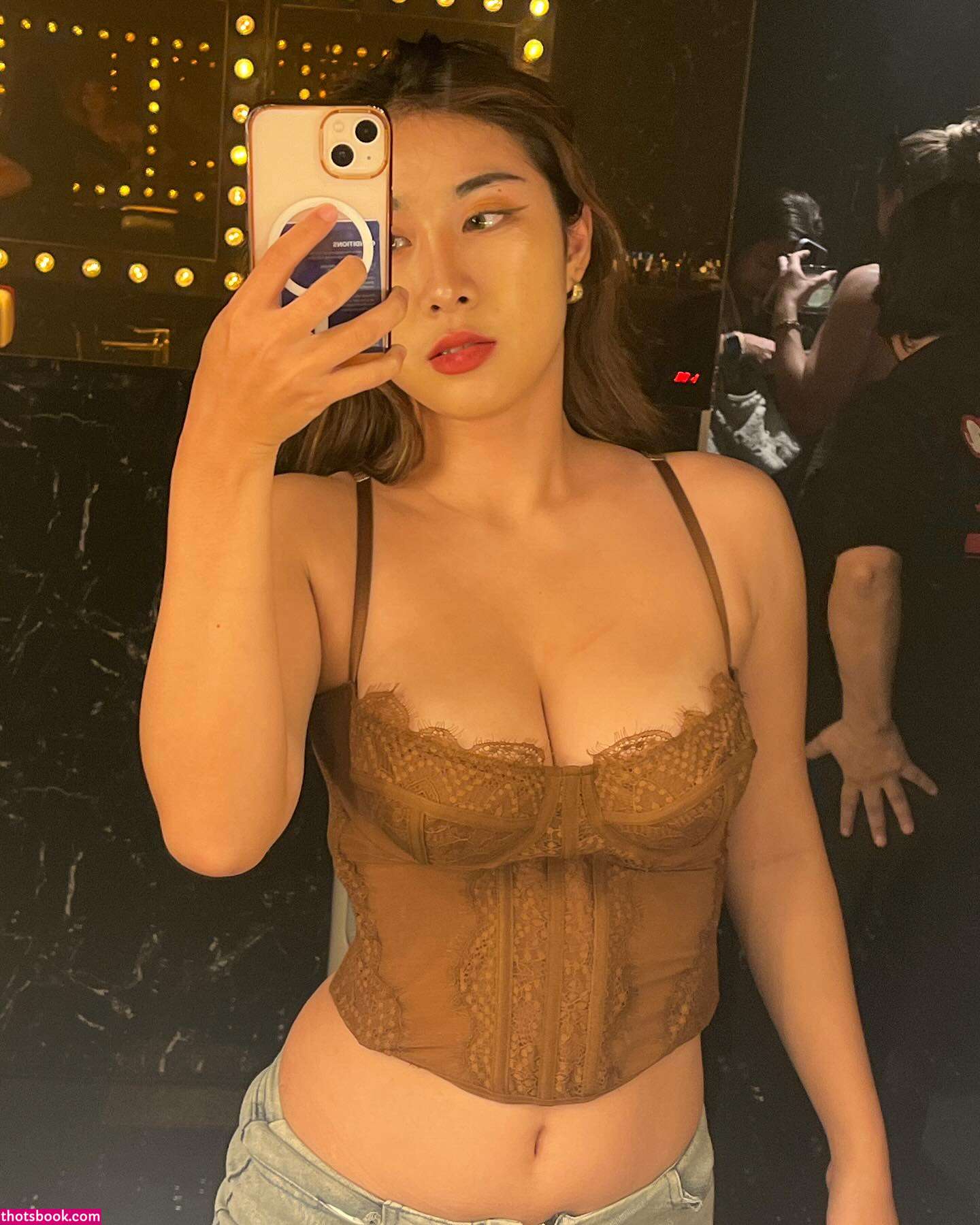 cristaluxx Photo #32