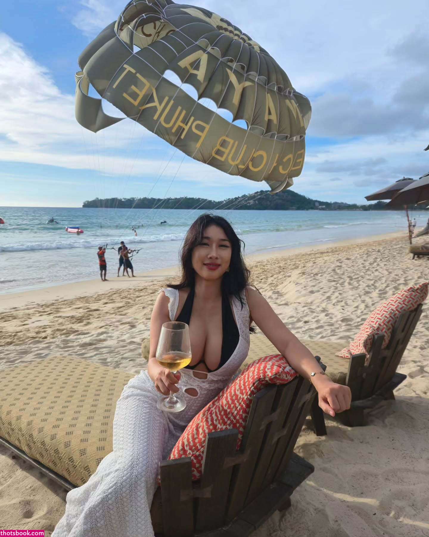 cristaluxx Photo #48